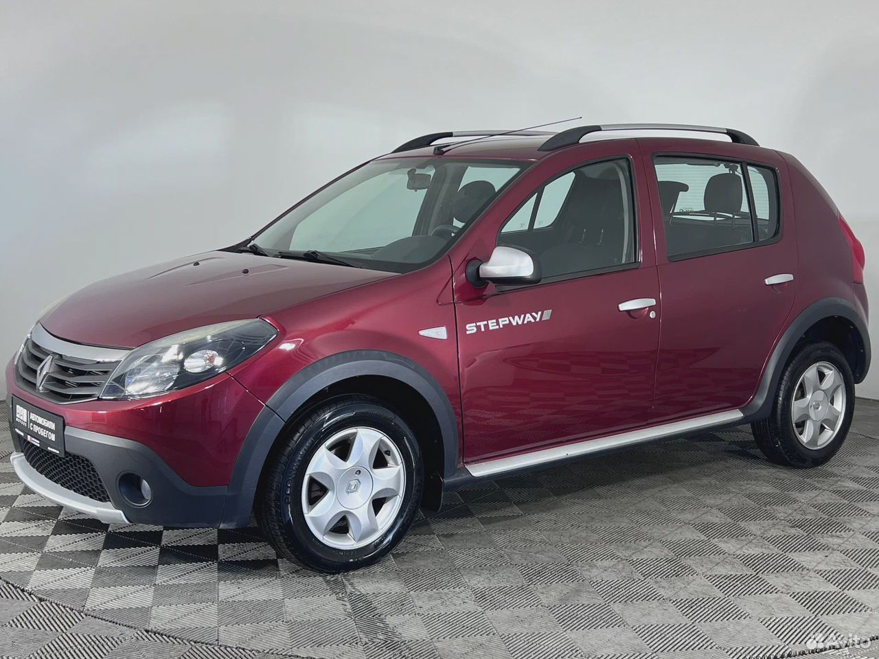 Renault Sandero Stepway 1.6 AT, 2013, 84 800 км