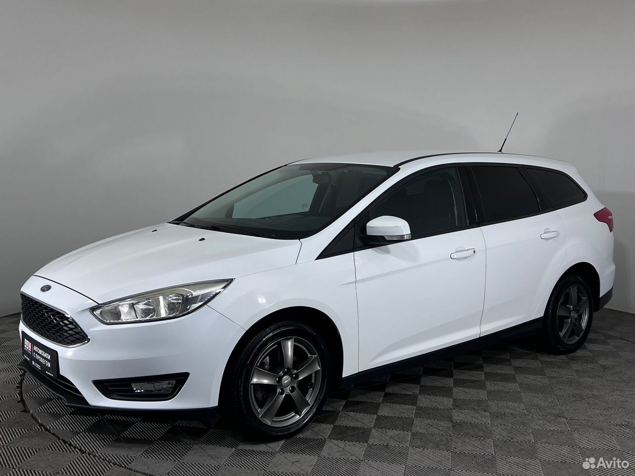 Ford Focus 1.6 AMT, 2015, 142 206 км
