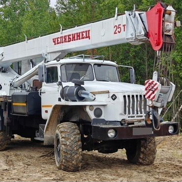 Автокран Челябинец (ЧМЗ) КС-45721, 2012