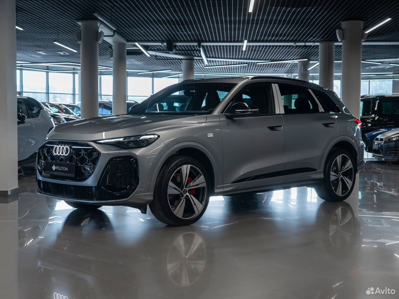 Audi Q5L 2.0 AMT, 2026