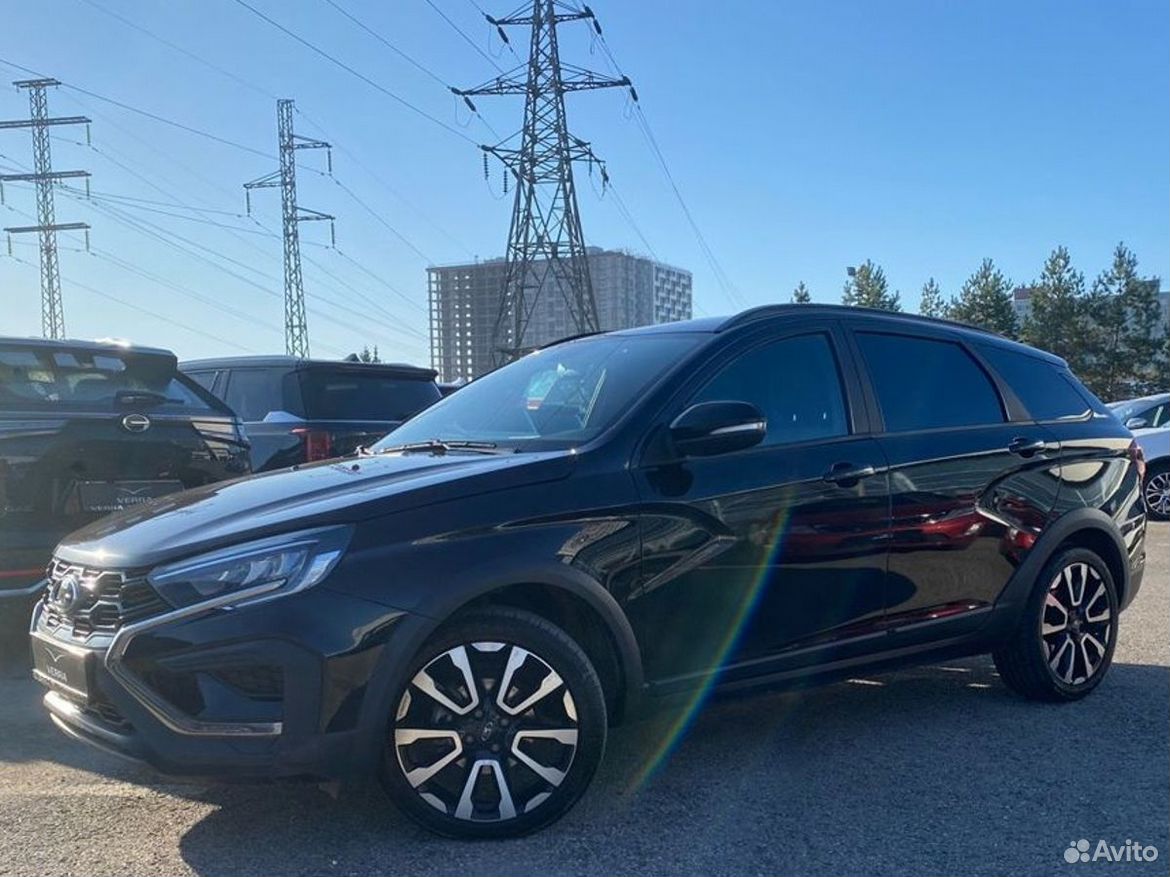 ВАЗ (LADA) Vesta Cross 1.8 CVT, 2024, 77 000 км