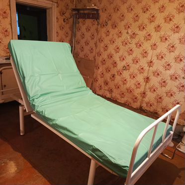 Кровать для лежачих больных бу