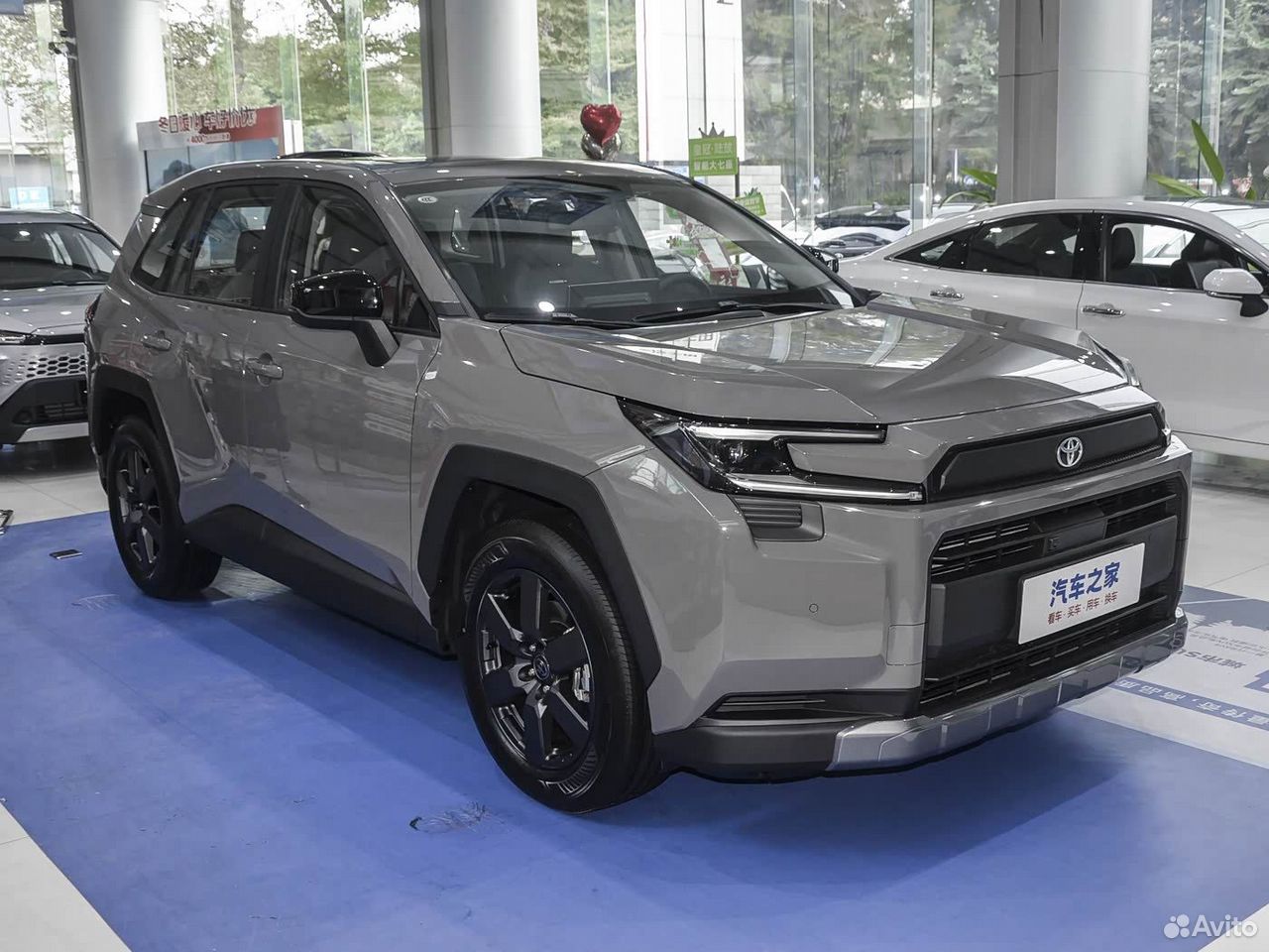 Toyota RAV4 2.0 CVT, 2026