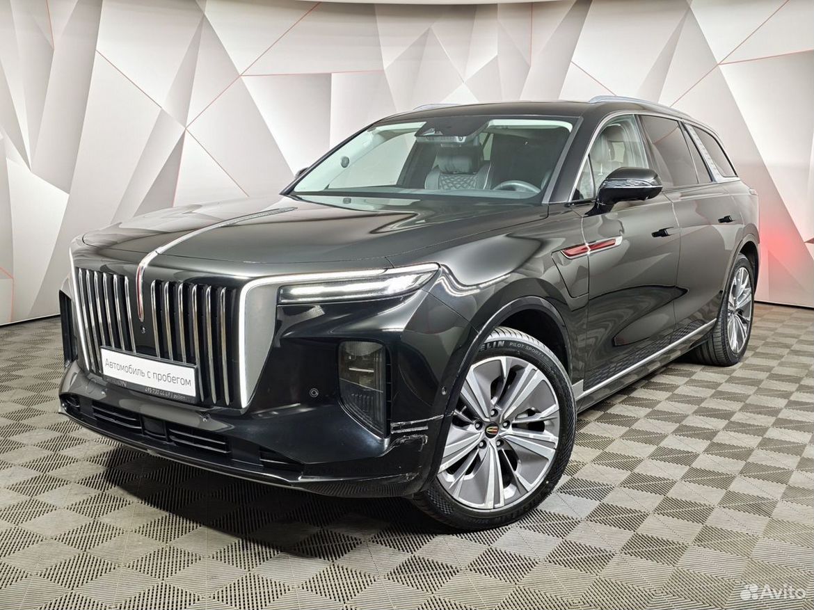 Hongqi E-HS9 AT, 2021, 74 161 км