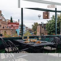 Ресторан Терасса Ботаника в центре Грузии, Тбилиси