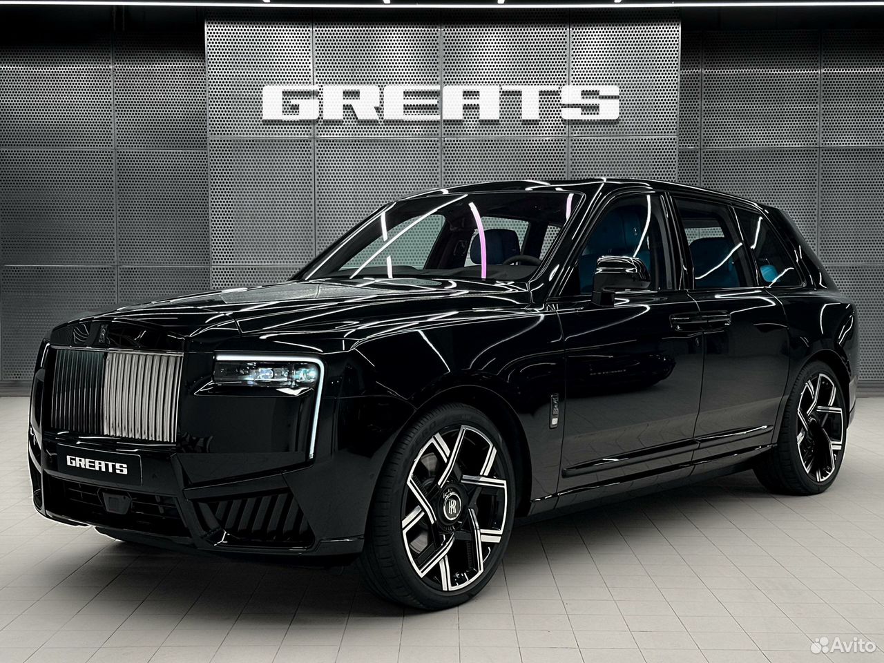 Rolls-Royce Cullinan 6.7 AT, 2026