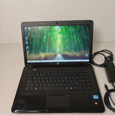 Ноутбук HP 2000 2d62SR i3 8GB SSD 256