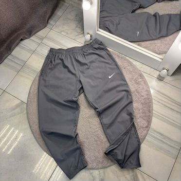 Спортивные штаны nike