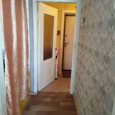 2-к. квартира, 42 м², 4/4 эт.