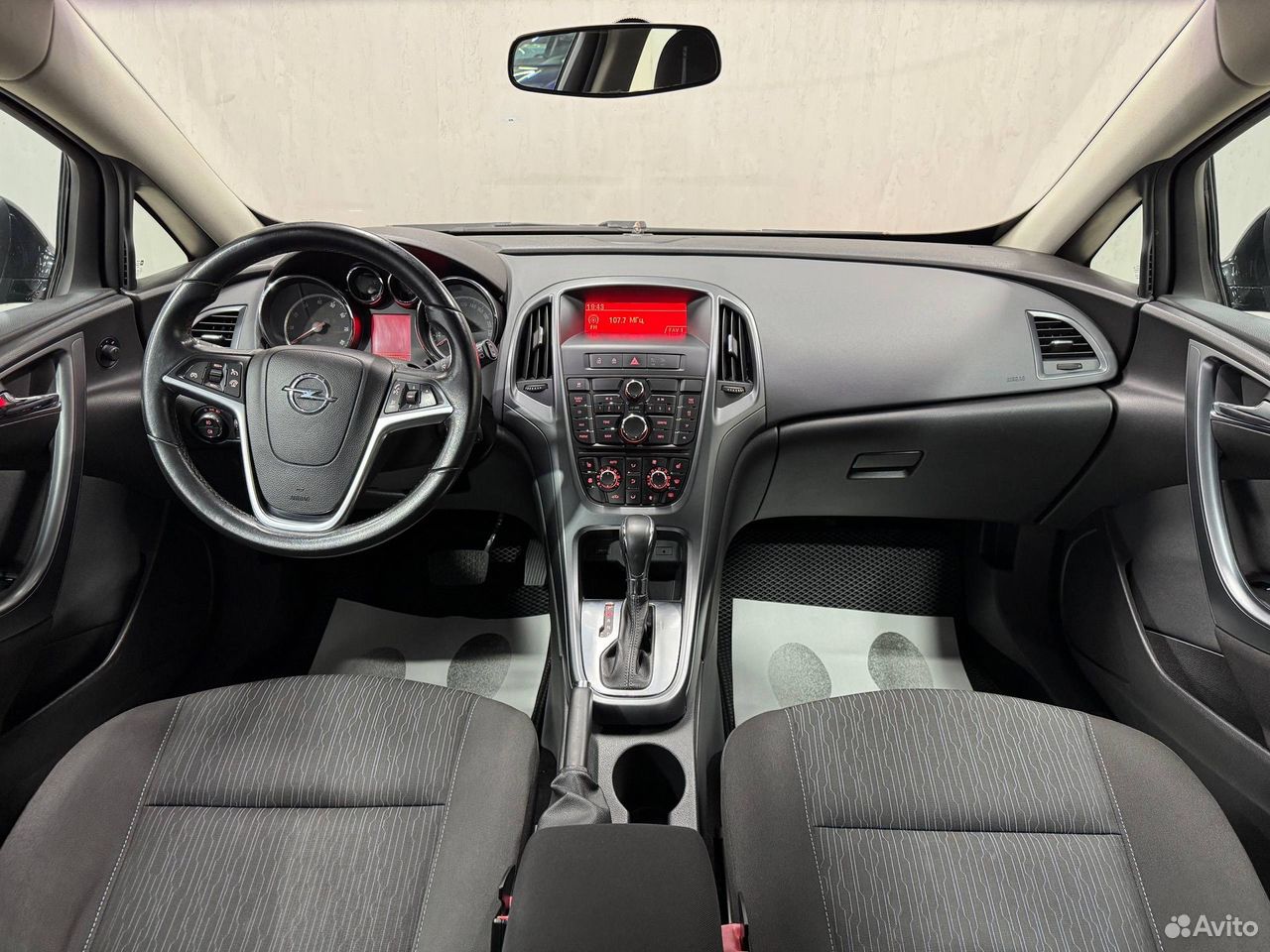Opel Astra GTC 1.4 AT, 2012, 207 940 км