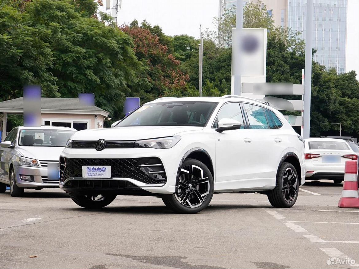 Volkswagen Tiguan L 2.0 AMT, 2026
